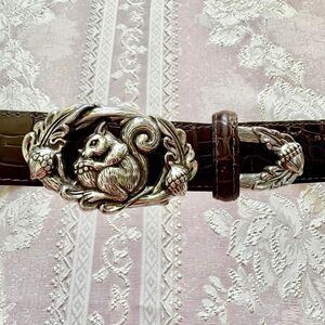 Talbots Women's Brown Leather Belt with Squirrel Buckle